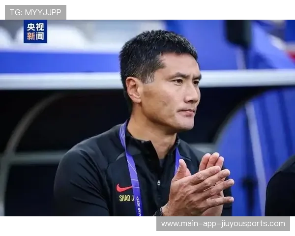 主帅透露球员私下训练的惊人努力，团队氛围更坚韧