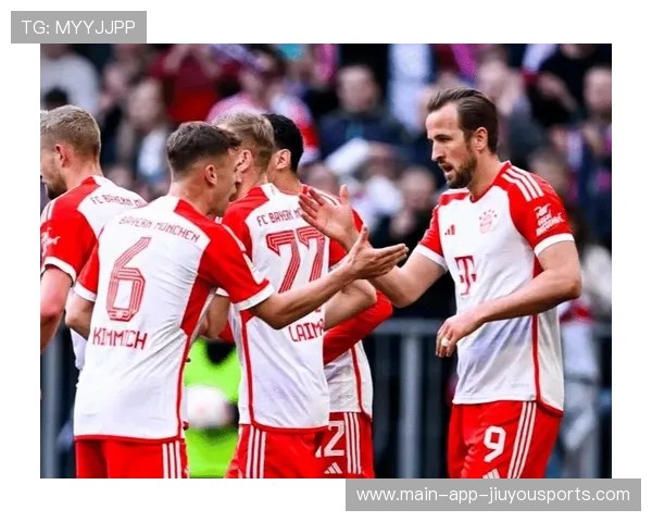 拜仁门将三连神扑封神：一夜封神传奇再现